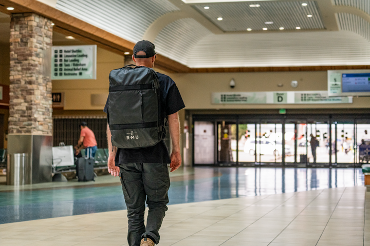 Mountain Briefcase 40L